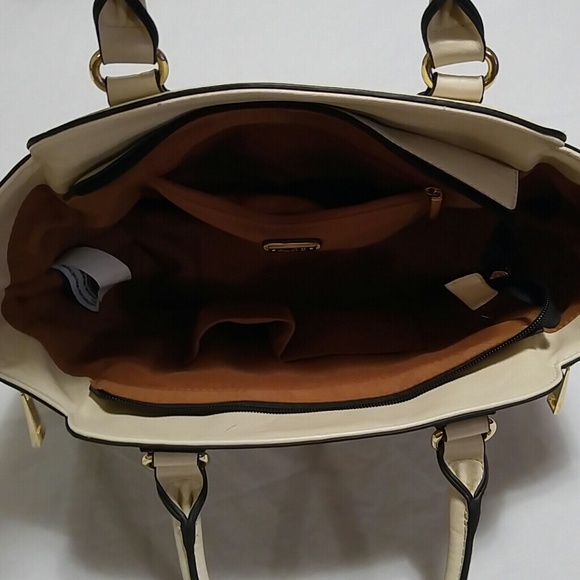 Hand bag - Picture 3 of 4