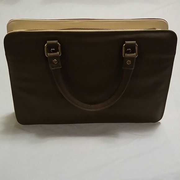 Handbag - Picture 2 of 4