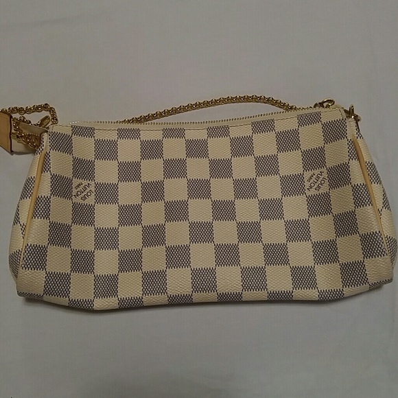 Purse - Picture 2 of 4