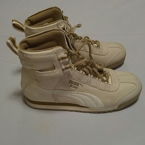 Boots - Picture 2 of 3
