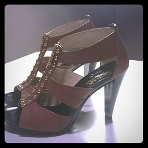 Michael Kors Heels in size 7