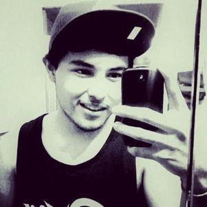 Meet your Posher, Larry