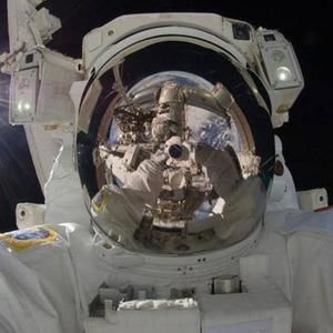 Meet your Posher, Max