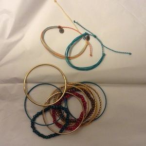 Bracelet bundle 🔄TRADED🔄