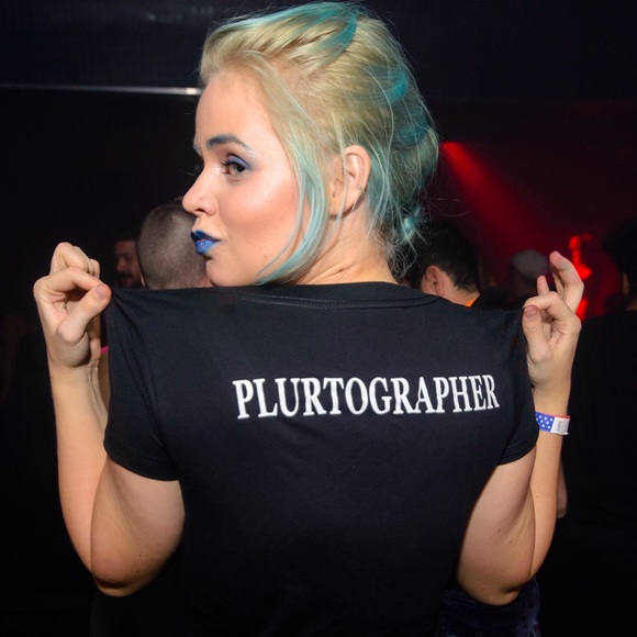 Meet your Posher, Christina - Picture 4 of 4