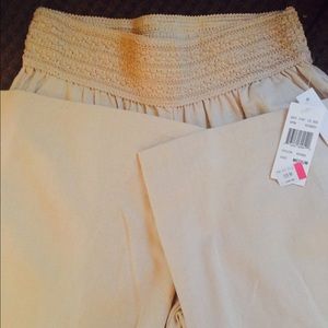 Beige, kinda see through! Very comfy!