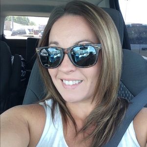 Meet your Posher, Dawn