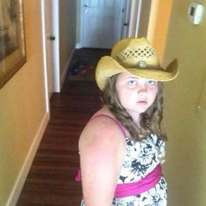 Meet your Posher, Macie