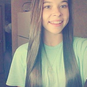 Meet your Posher, Celeste