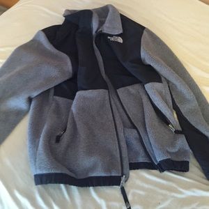 Unisex gray Northface jacket