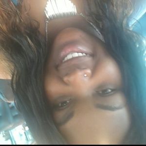 Meet your Posher, Sade