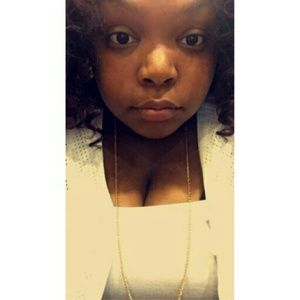 Meet your Posher, Jakima