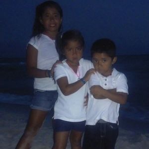 Meet your Posher, Gloria