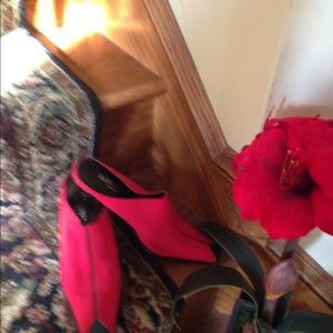 Rangoni Red Mules wth black patent trim
