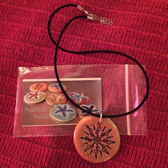 Handmade necklace *free with 2+ bundle*