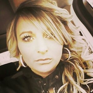 Meet your Posher, Tara