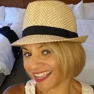 Meet your Posher, April