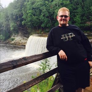 Meet your Posher, Alex