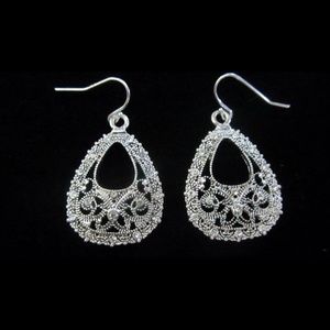 Premier Designs Unbelievable Earrings
