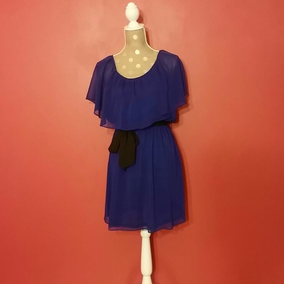 Urban Outfitters Off the Shoulder Dress - Picture 3 of 4
