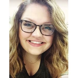 Meet your Posher, Rachel