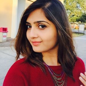 Meet your Posher, Meera