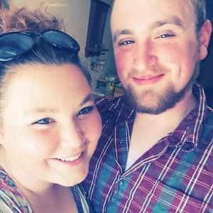 Meet your Posher, Naomi