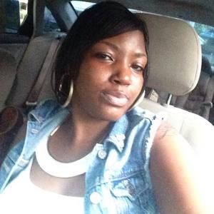 Meet your Posher, Donisha