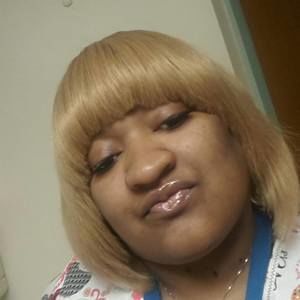 Meet your Posher, Tanika