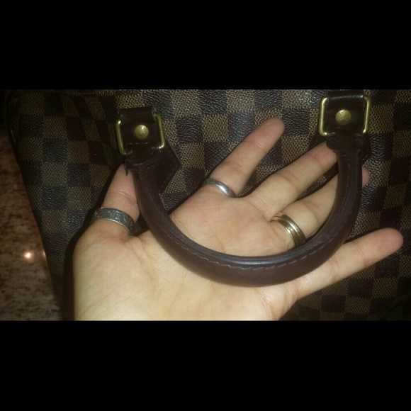 I want something smaller - Picture 3 of 4