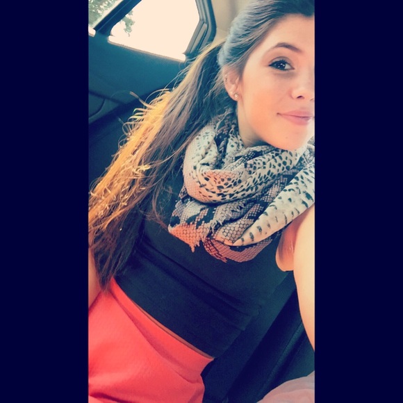 Meet your Posher, Celeste