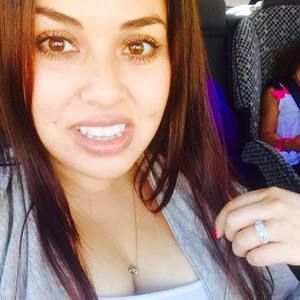 Meet your Posher, Adriana