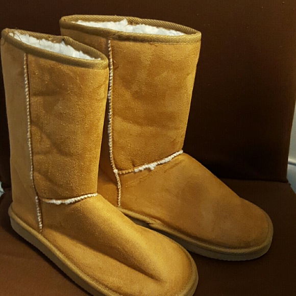 Booties - Picture 3 of 3