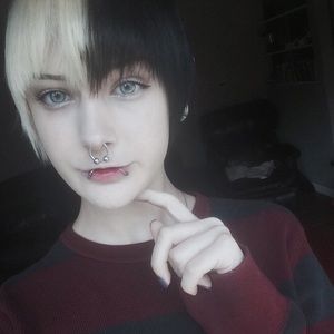 Meet your Posher, Juliet