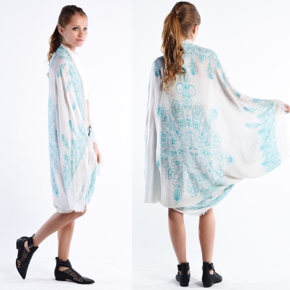 "Autumn Song" Kimono Cocoon Printed Wrap - Picture 3 of 3