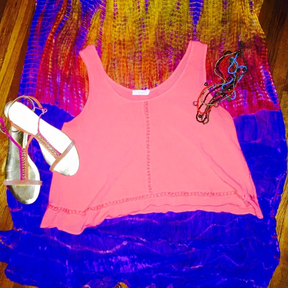 Cropped Tank Top