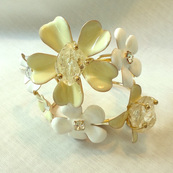 Enameled Flower Bracelet