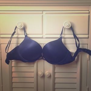 Victoria Secret Navy Miraculous Plung Bra