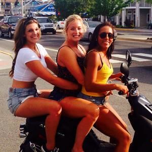 Meet your Posher, Dana