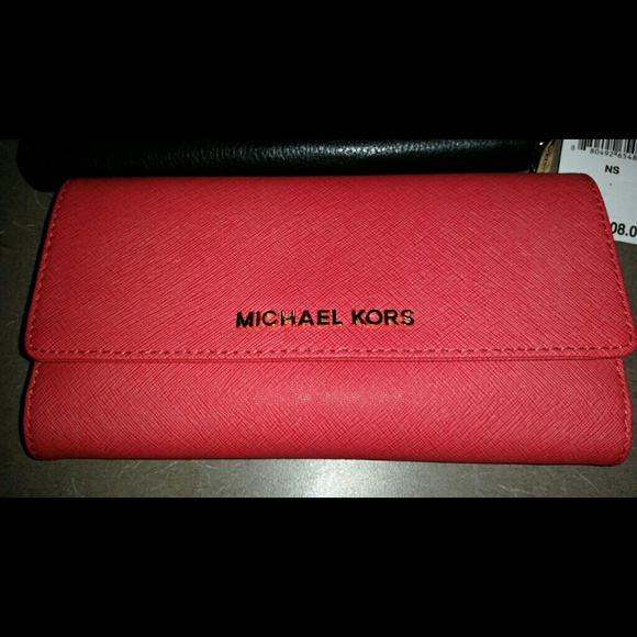 MichaelKors Checkbook Wallet Watermelon