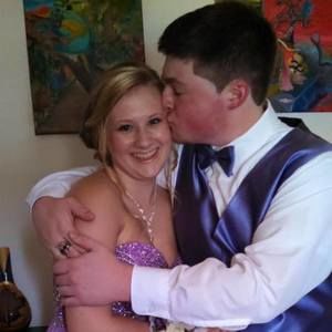 Meet your Posher, Logan