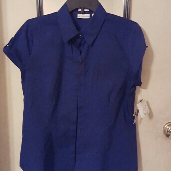 Liz Claiborne Naval blue short sleeve top SOLD!!
