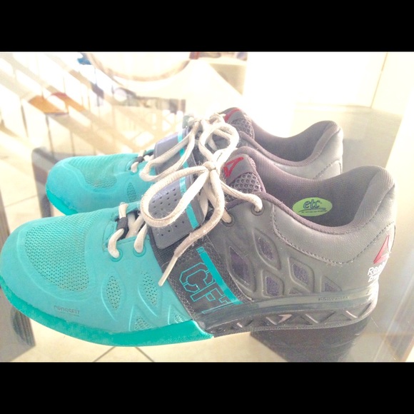Reebok Shoes - Reebok Lifting Shoes size 7!!!! CrossFit!