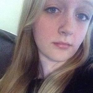 Meet your Posher, Caitlyn