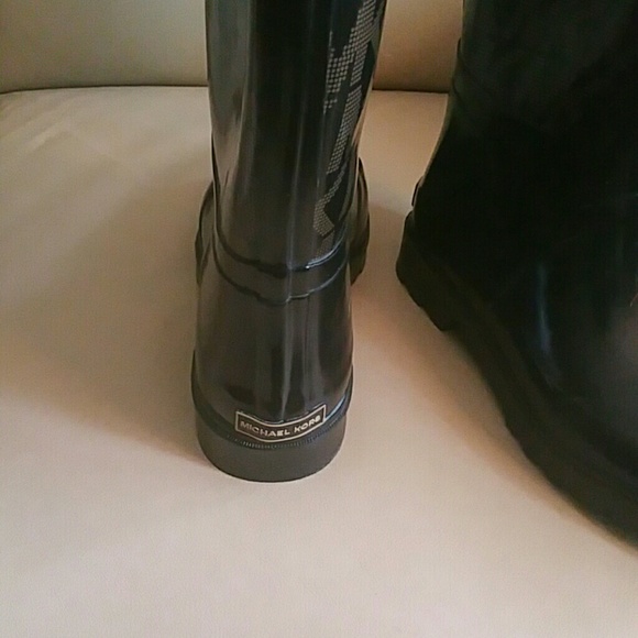 Michael Kors Rain Boots - Picture 2 of 4