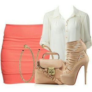 Juicy Gold Hoop Earrings