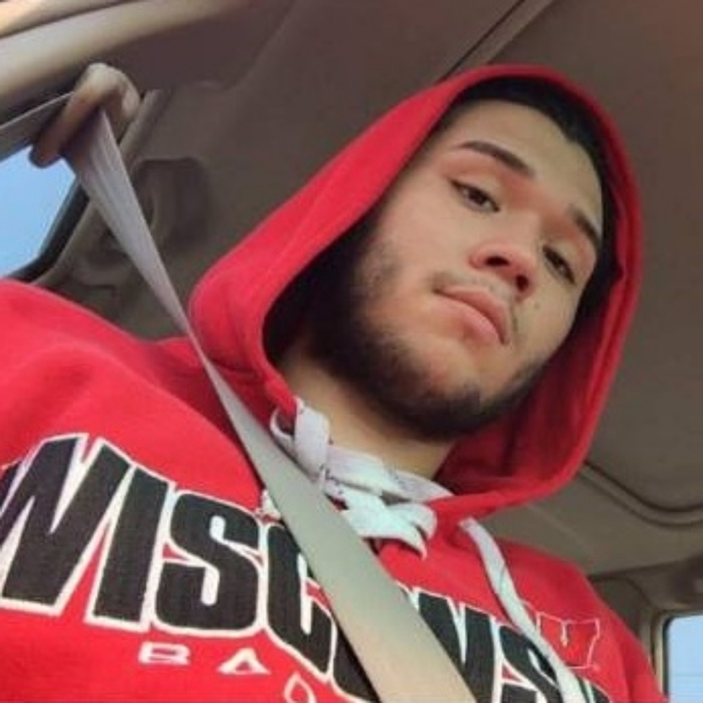 Meet your Posher, Sergio