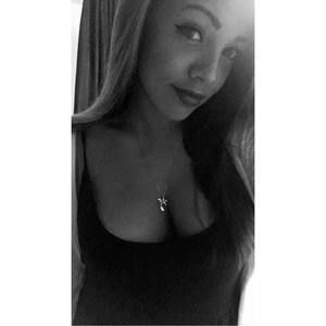 Meet your Posher, Lorelle