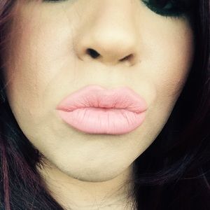 Meet your Posher, Alisson