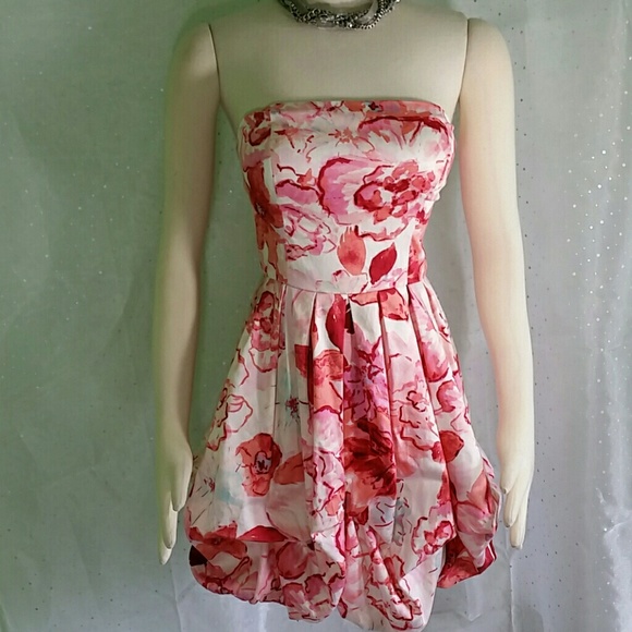 Charlotte Russe Dresses & Skirts - ~SOLD~ Charlotte Russe Homecoming Dress Small